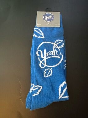 York blue socks, Size 6-12. NWT. Unisex.